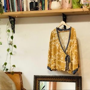 Mystree Wrap Top Sz L